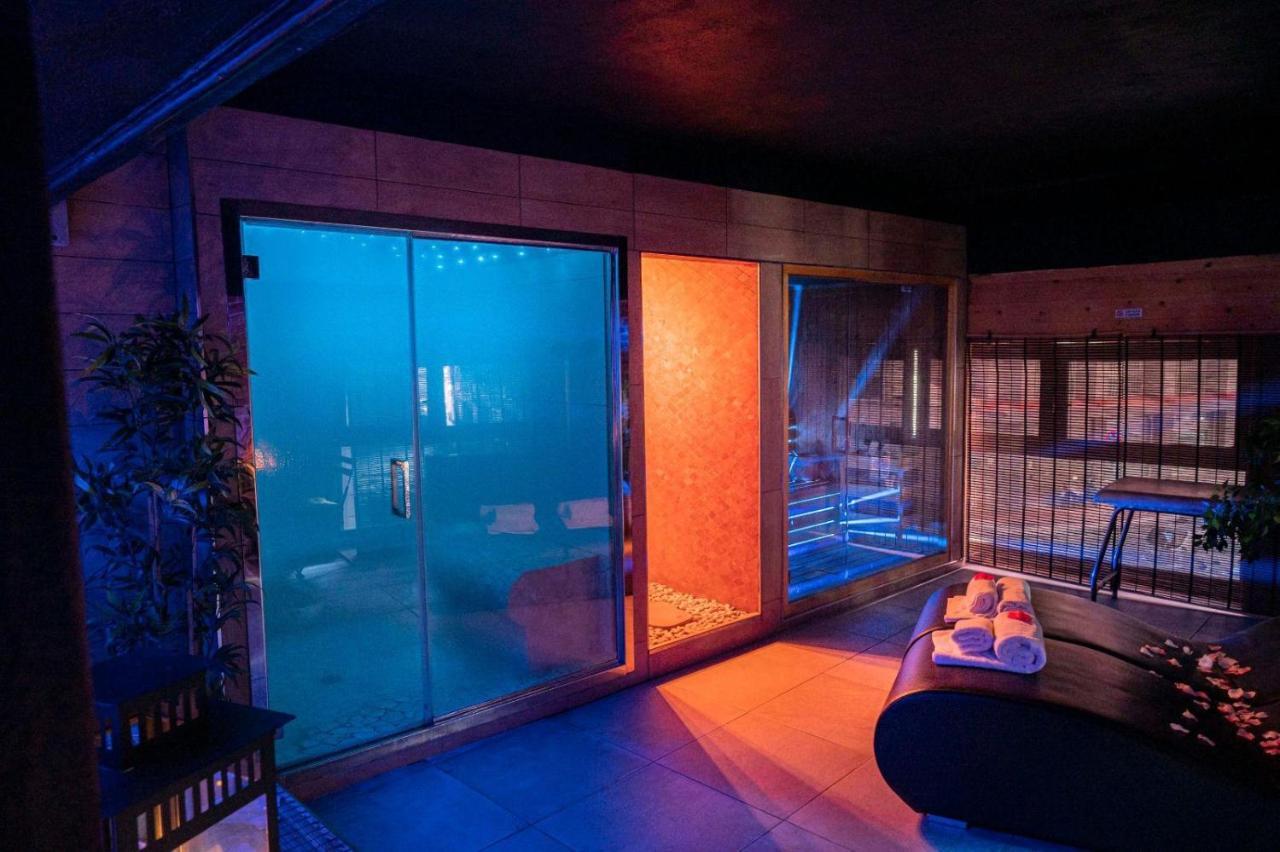 Hotel Angioino & Spa Naples Luaran gambar